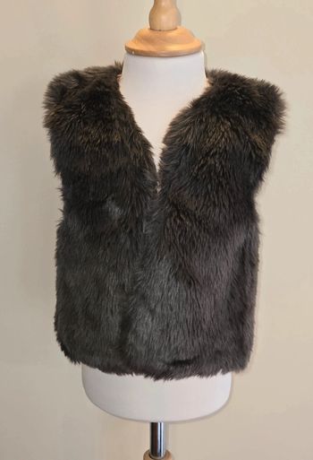 Gilet sans manches fausse fourrure 4 ans