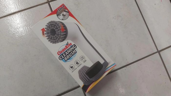 Brosse de Nettoyage Électrique 3-en-1 CleanRite - photo numéro 2