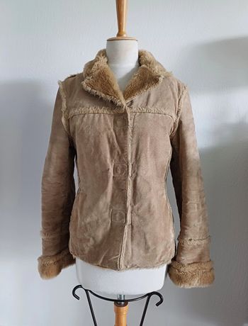 Veste beige en cuir taille 42