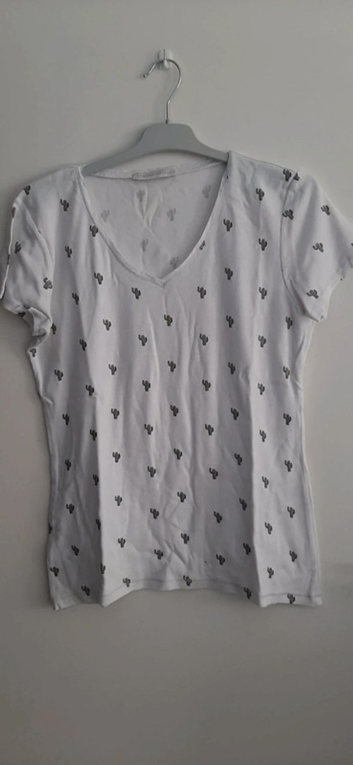 Tee-shirt simple taille 2