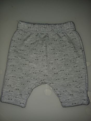 Sarouel taille 1 mois 