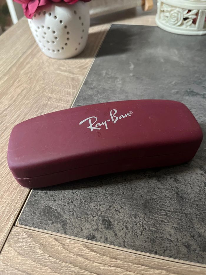 Poche protection lunettes