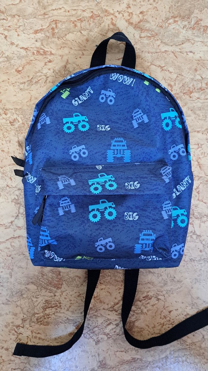 Petit sac à dos monster trucks - photo numéro 6