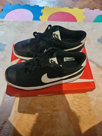 Nike Dunk Low Black White Taille 40