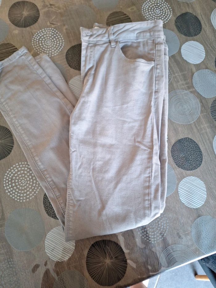 Pantalon gris cache cache taille 40 - photo numéro 3