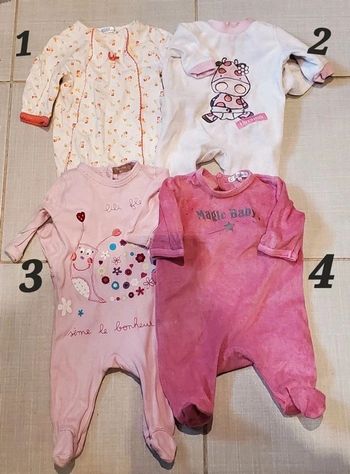 Lot pyjamas 1 mois