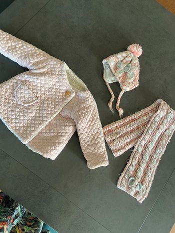 Manteau fait main bonnet écharpe fille 24mois