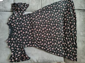 Robe de grossesse Boohoo noir à fleurs taille 36 Manches courtes