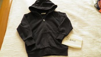 Sweat à capuche bleu marine 5 ans Gémo