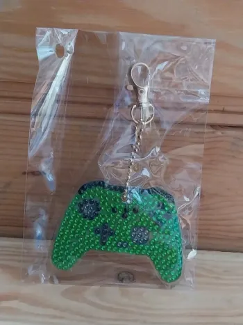 Porte clé recto / verso manette de jeu🕹 en Diamond painting