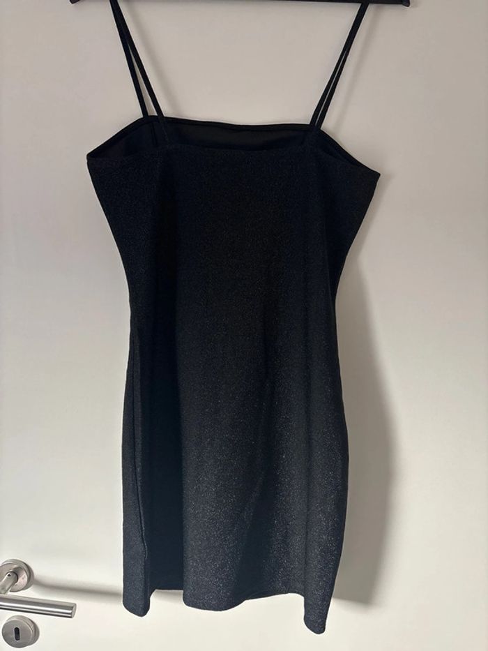 Robe courte pailletée à bretelles H&M - photo numéro 4