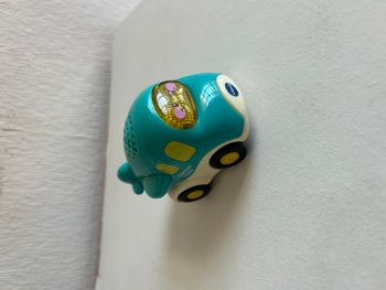 tut tut avion bleu