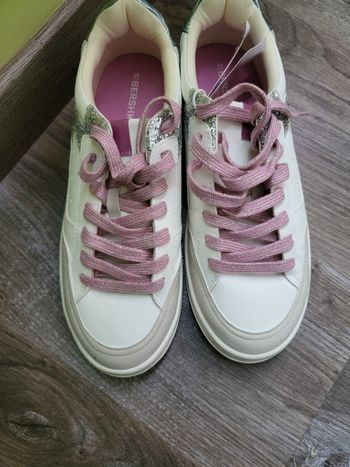 Baskets bershka 39 neuves