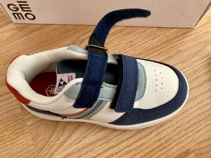 Baskets pointure 27 - photo numéro 2