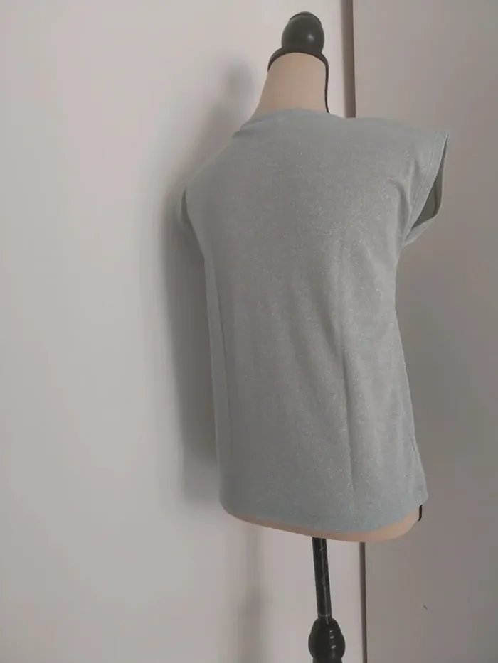 Top brillant T.XS. " Only " - photo numéro 3
