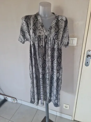 Robe longue asos taille 40 très bon etat