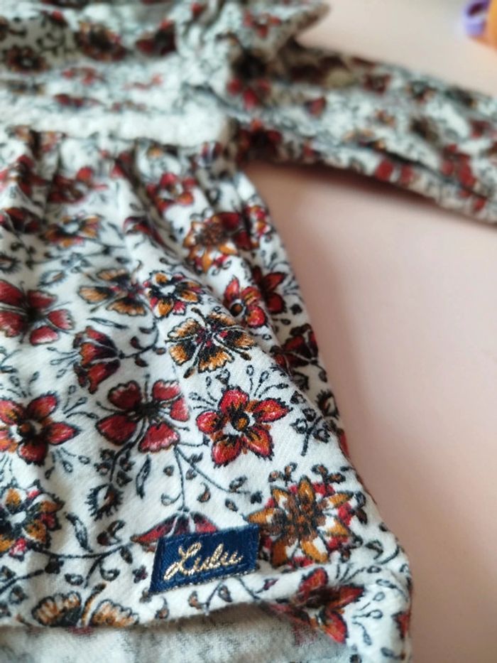 Haut fleurie Lulu castagnette 🪷 6 mois - photo numéro 2