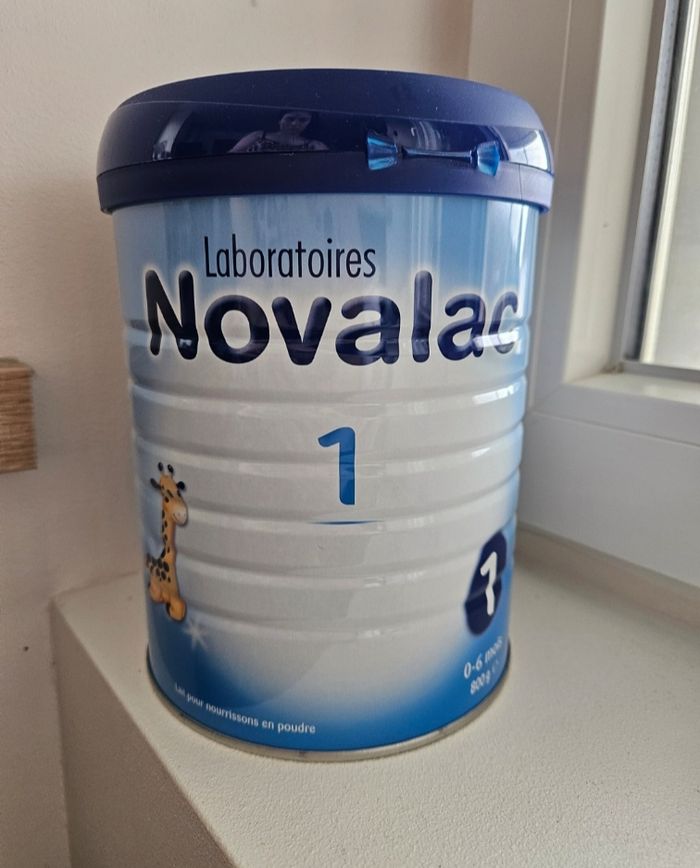 Boite de lait novalac 1er âge 0/6 mois neuve non ouverte