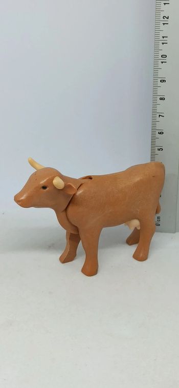 Vache marron montagnarde playmobil