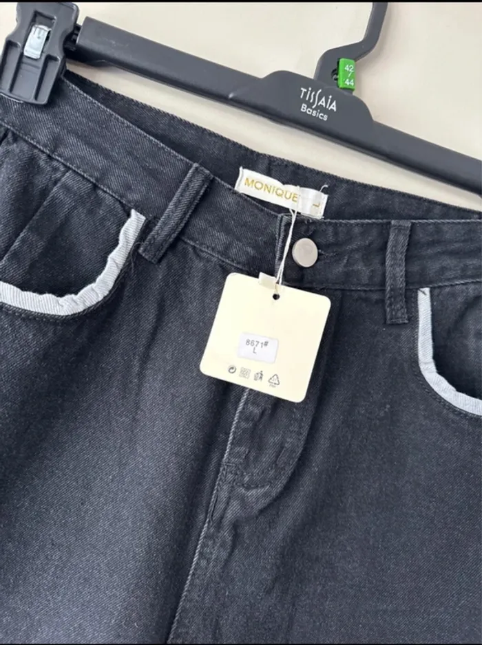 👖🌞Pantalon noir taille haute - L- neuf avec étiquette- Monique - photo numéro 2