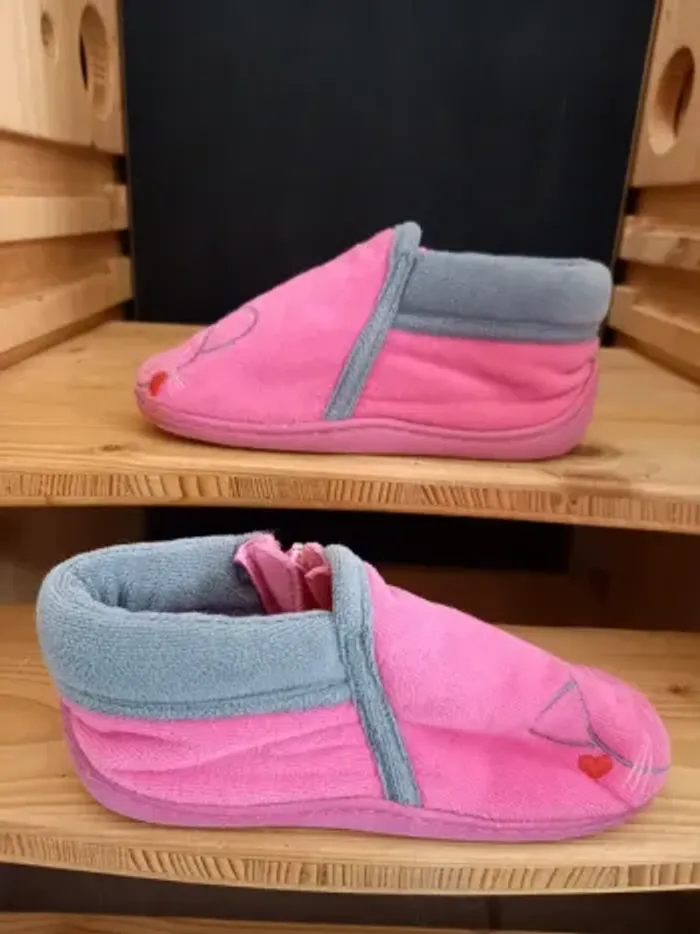 Chaussons Isotoner taille 26 🎀 - photo numéro 2
