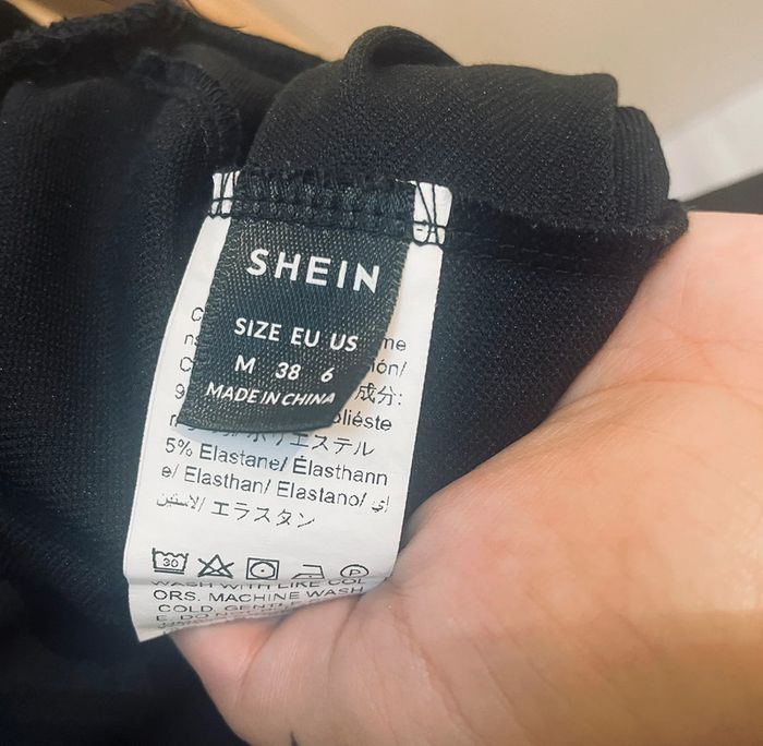 Sweat long noir SHEIN taille M avec détails brodés et franges - photo numéro 4