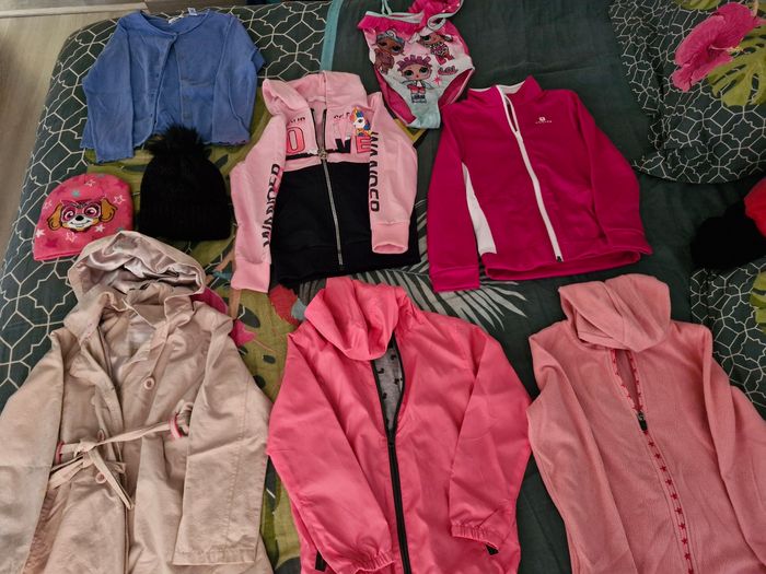Lot de vêtements fille 6 ans - 54 pièces - AAA0