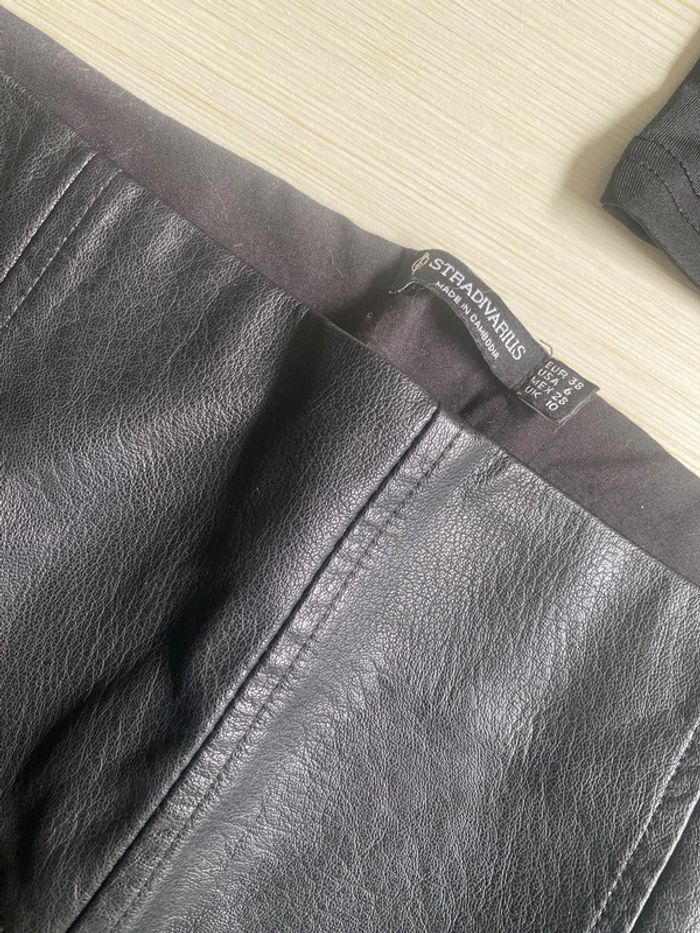 Jupe cuir stradivarius short et haut - photo numéro 2