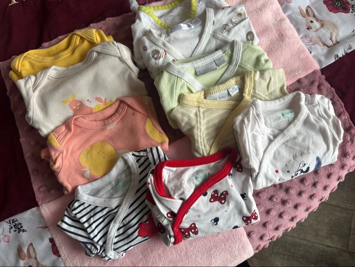 1 mois fille - photo numéro 2