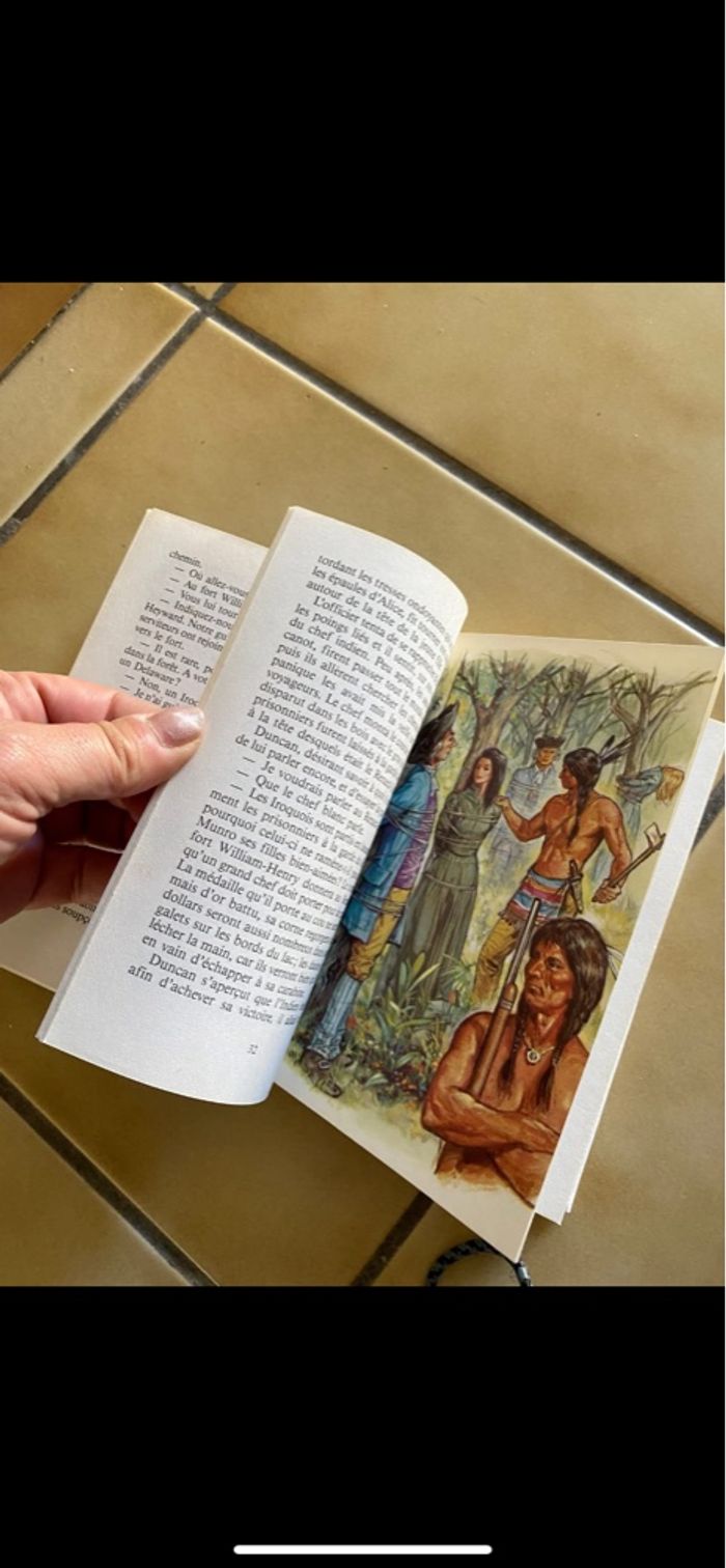 Livre club jeunesse  Le dernier des mohicans - photo numéro 4