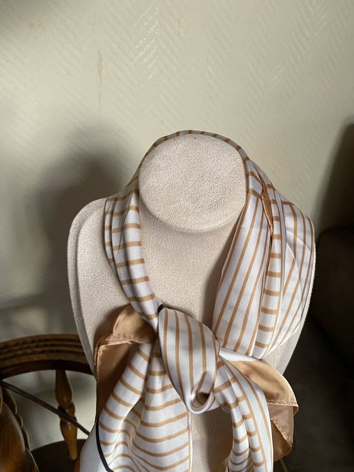 joli foulard - photo numéro 6