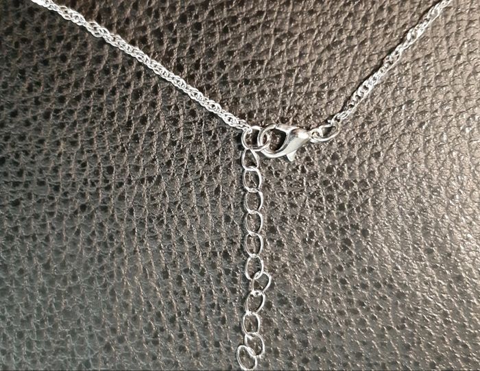 Très joli collier cristal et métal argenté - photo numéro 4