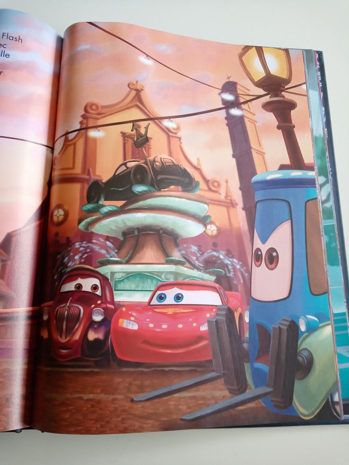 Livre Disney Pixar cars 2 - photo numéro 4