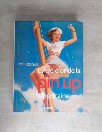 Livre L’âge d’or des pin up Américaine Tashen