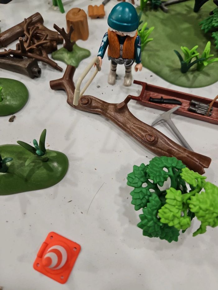 Bûcheron en forêt playmobil - photo numéro 10