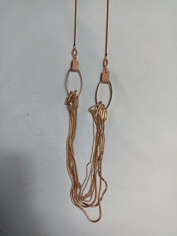 Sautoir argenté et rose