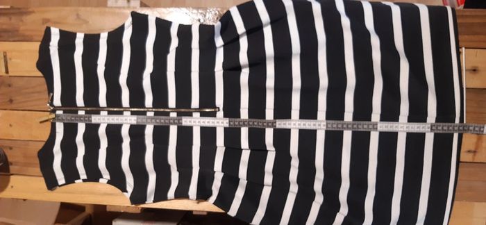 Robe S 36 neuve - photo numéro 14