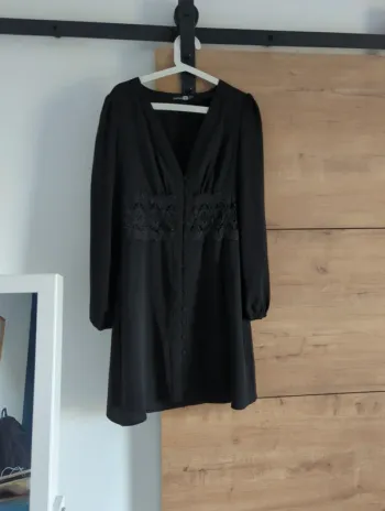 Robe habillée noire ajourée macramé
