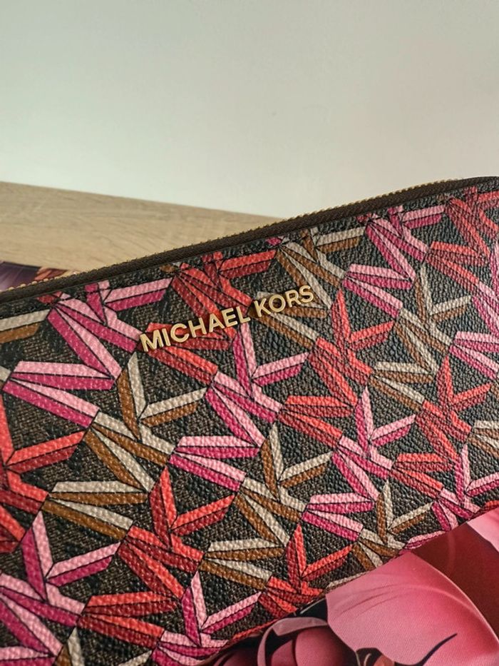 Grand portefeuille Michael Kors collection Jet Set marron/rouge/fushia/doré - photo numéro 3