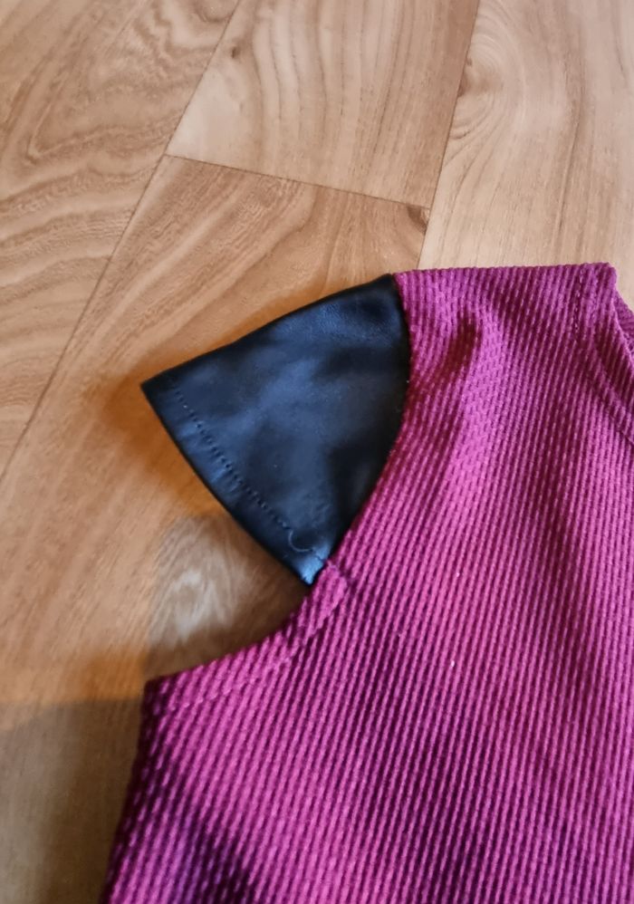 robe patineuse bordeaux manche courte similicuir taille 10ans - photo numéro 2