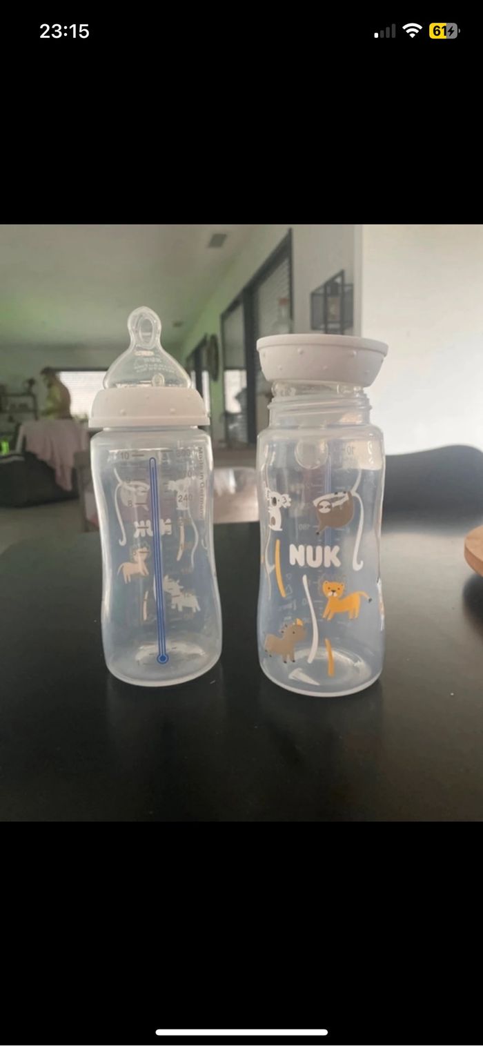 2 biberons nuk