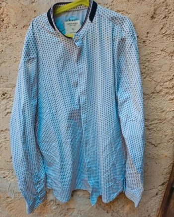 Chemise blanche à motif