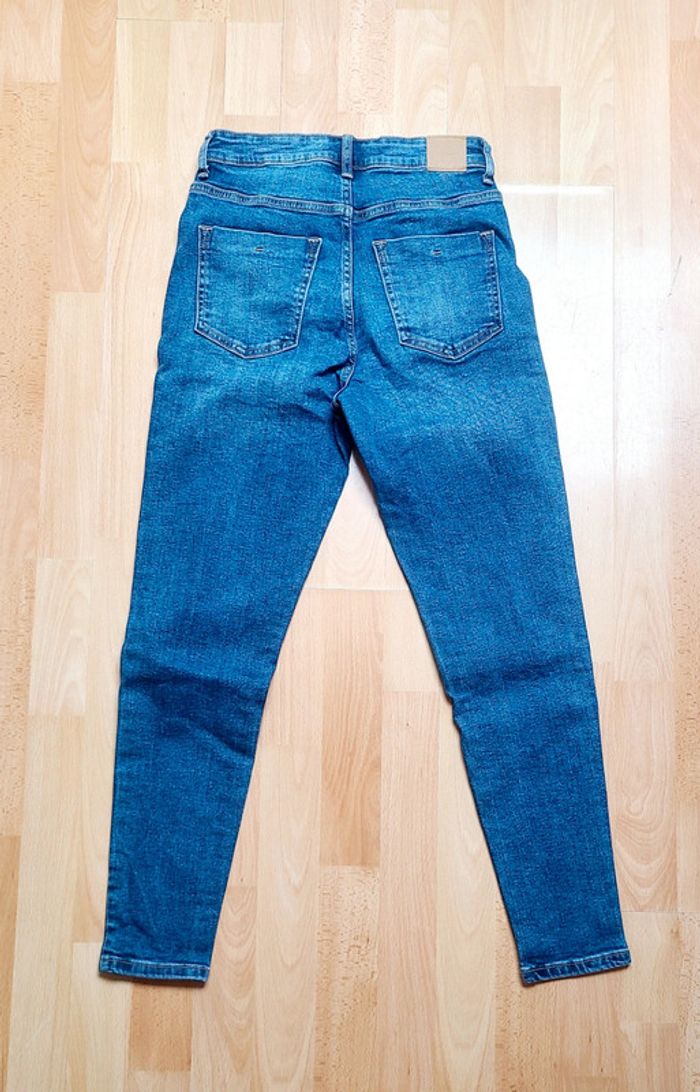 Jeans slim Zara taille 38 - photo numéro 2