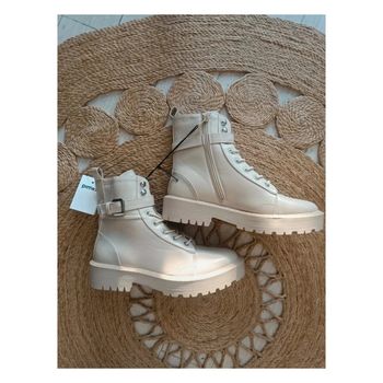 Bottines boots à lacets semelles crantées beige Pimkie Taille 40 Neuf avec étiquettes