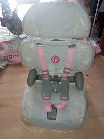 Siège pour poupée