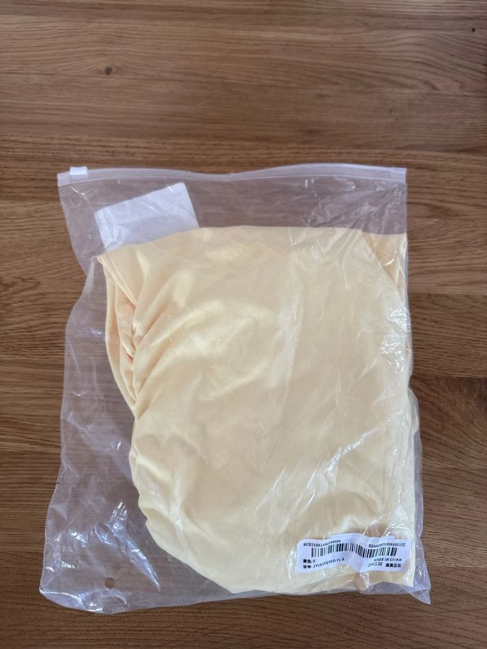 Robe jaune drapée - Taille S - Neuve - photo numéro 4