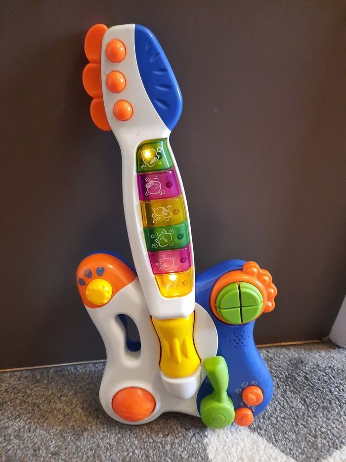 Guitare électronique bébé - photo numéro 2