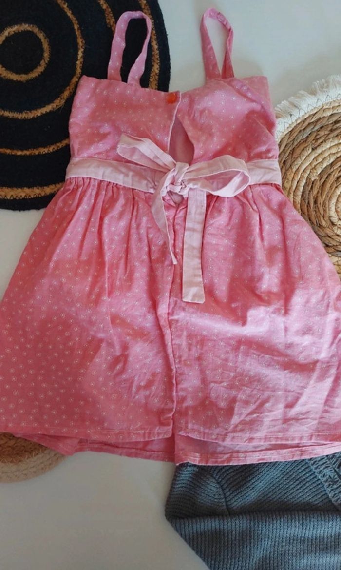 Robe à bretelles bébé fille fleuries fait main avec noeud. - photo numéro 2