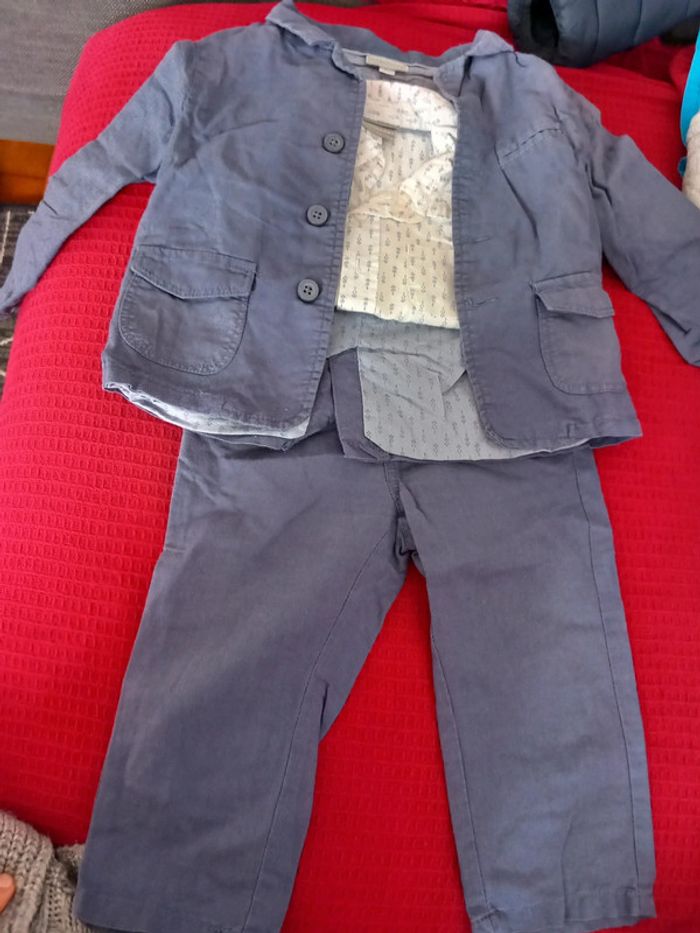 2 tenues - photo numéro 2