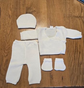 Lot naissance 4 pièces